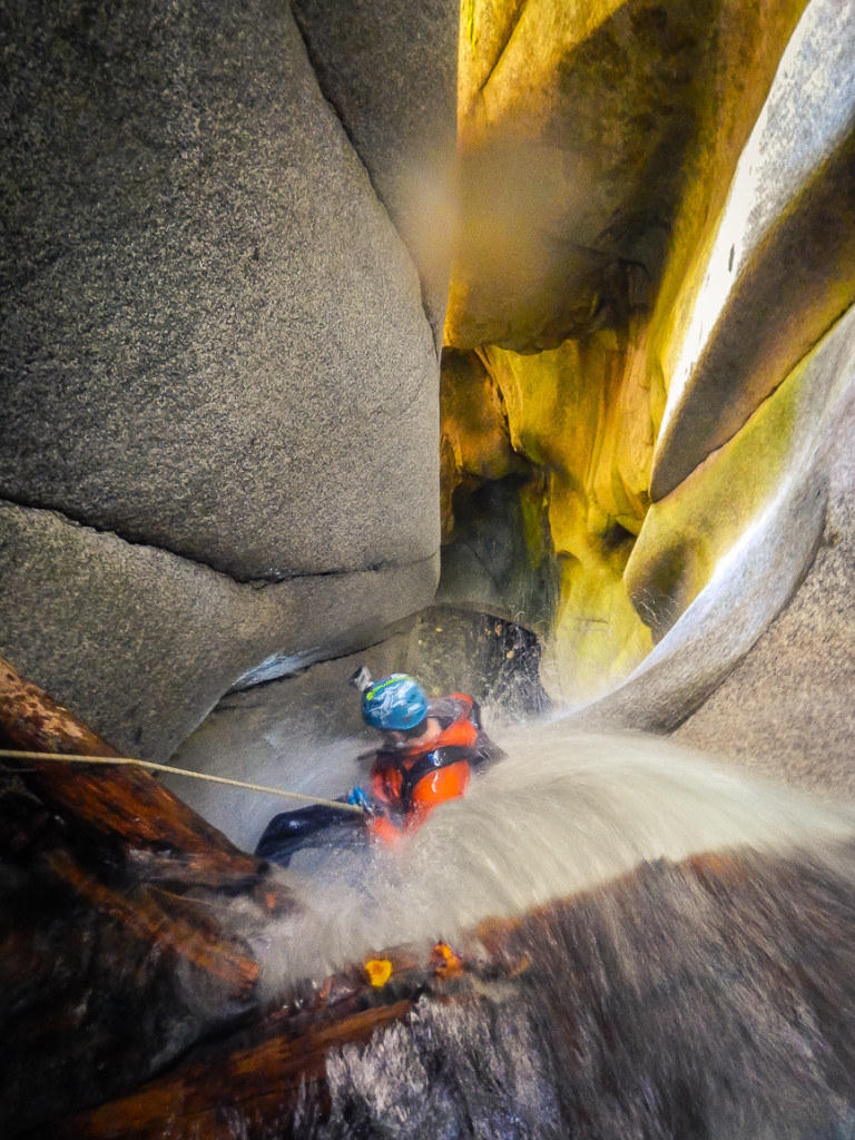 Leigh starting the descent of "El Tubo"